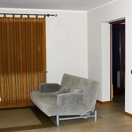 Guest House Mariano Comense * Mariano Comense